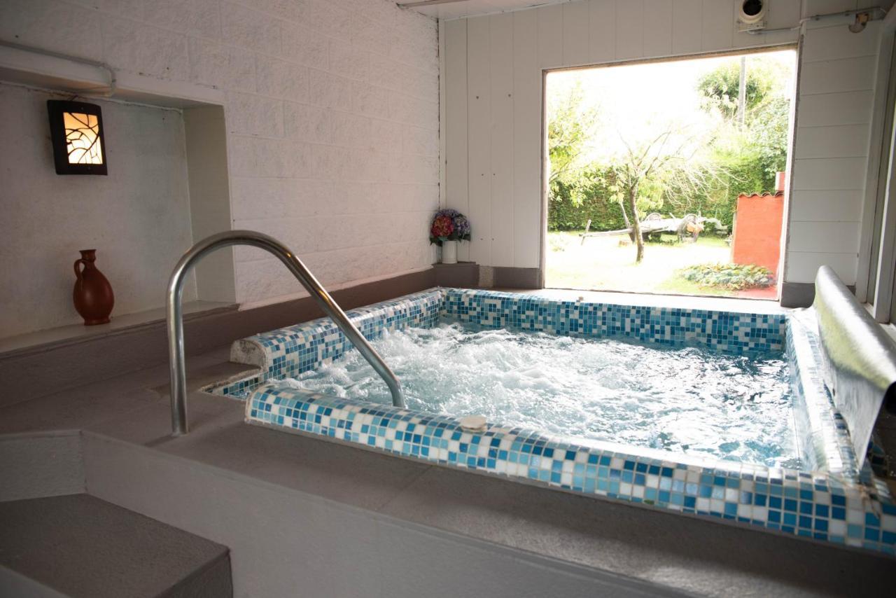 Casa De Pineiro Y Spa Opcional, De Pago Santiago de Compostela Luaran gambar